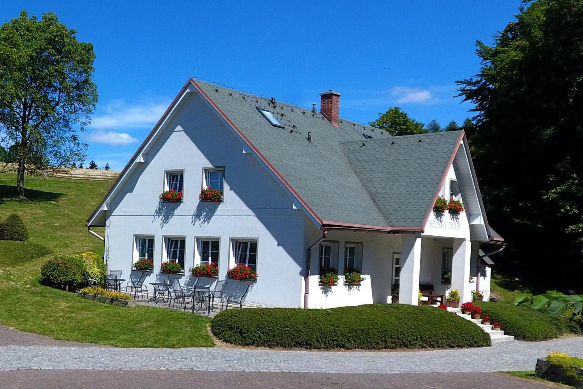 Hotel Selsky Dvur 1 Police nad Metují Exterior foto